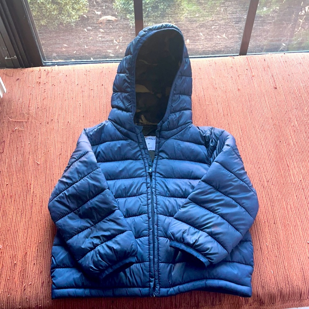 Old navy 3t light jacket.